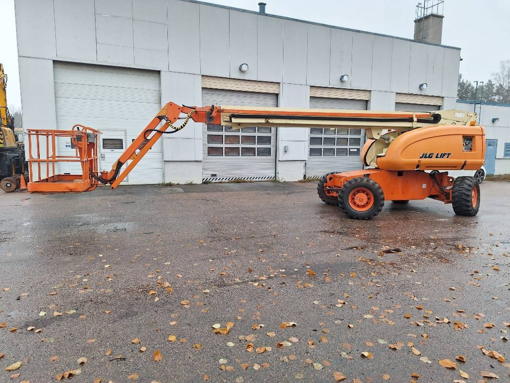 JLG 660 SJ 4x4x4  - Articulated boom: picture 1 JLG 660 SJ 4x4x4  - Articulated boom: picture 1