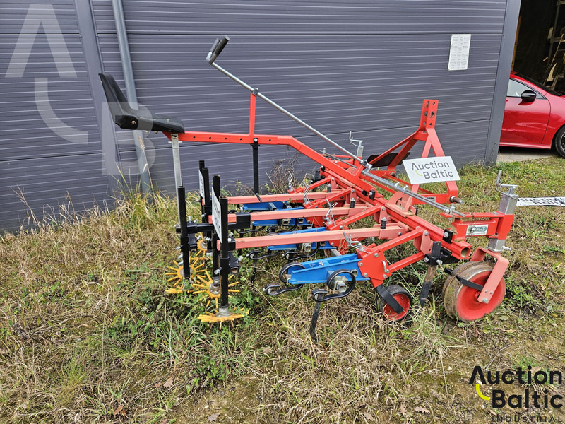 K.U.L.T Fingerweeder - Agricultural machinery: picture 3 K.U.L.T Fingerweeder - Agricultural machinery: picture 3