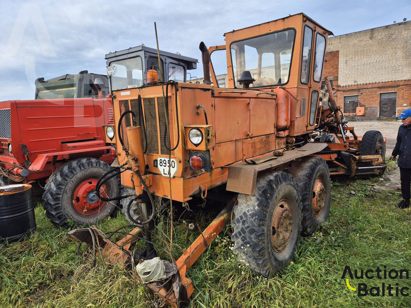 BGP-180 - Grader: picture 4 BGP-180 - Grader: picture 4