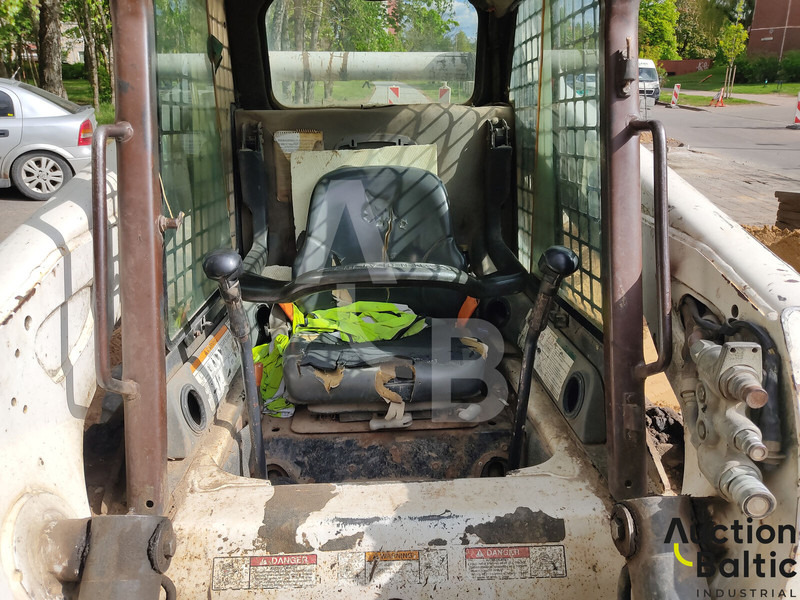 Bobcat S 250 - Skid steer loader: picture 5 Bobcat S 250 - Skid steer loader: picture 5