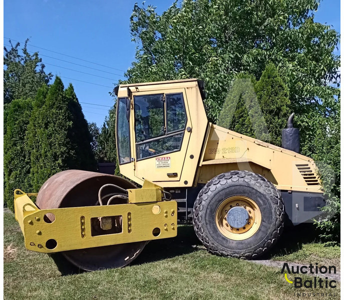 Bomag BW 211 D - Roller: picture 3 Bomag BW 211 D - Roller: picture 3