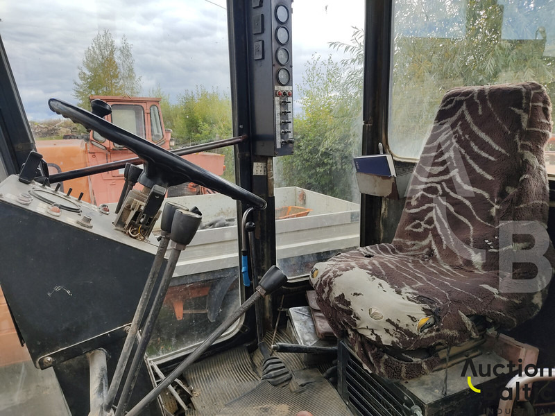 Brianskij Arsenal GS-14.02 - Grader: picture 5 Brianskij Arsenal GS-14.02 - Grader: picture 5