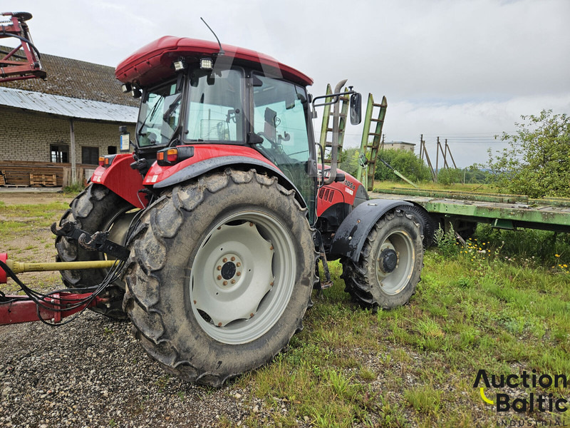Case IH Farmall 105 A - Farm tractor: picture 4 Case IH Farmall 105 A - Farm tractor: picture 4