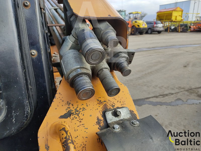 Crawler loader Case TR 320: picture 12
