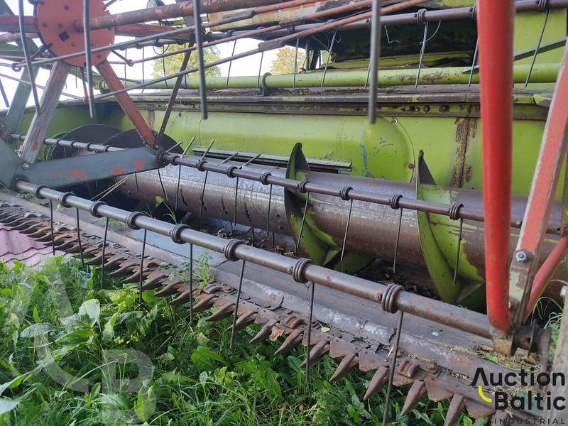 Combine harvester for transportation of food Claas Mercator 70: picture 9