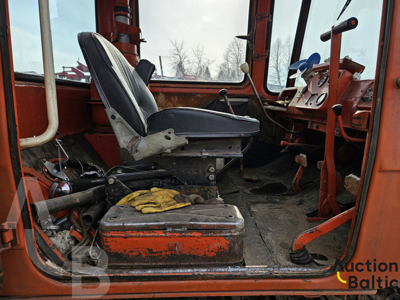 DT-75 - Bulldozer: picture 5 DT-75 - Bulldozer: picture 5