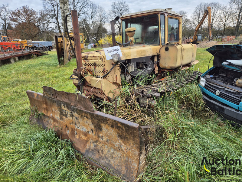 DT 75 - Bulldozer: picture 2 DT 75 - Bulldozer: picture 2