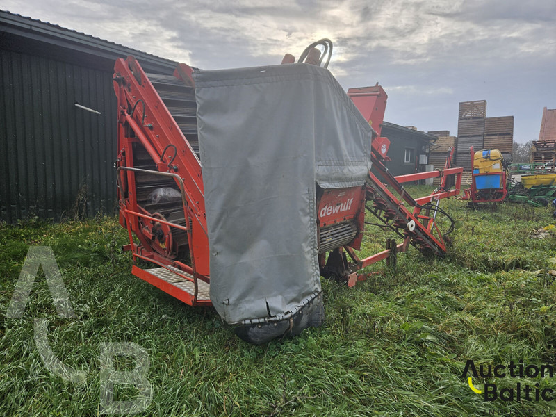 Dewulf P3K - Combine harvester: picture 4 Dewulf P3K - Combine harvester: picture 4