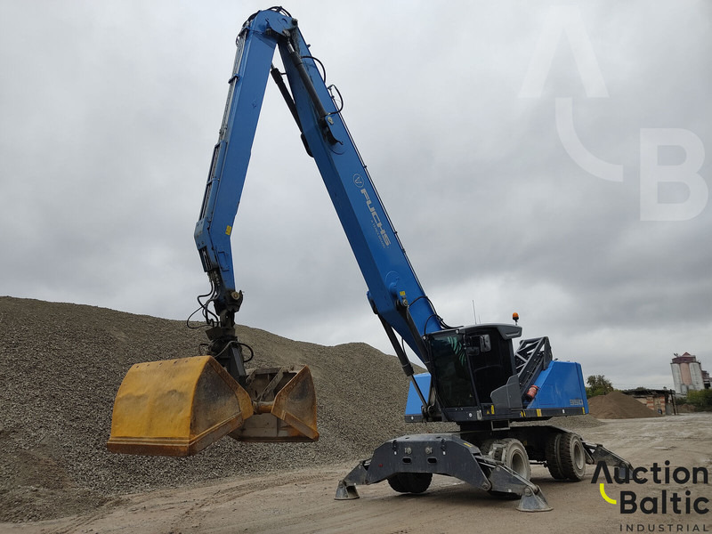 Fuchs MHL 350 - Waste/ Industry handler: picture 2 Fuchs MHL 350 - Waste/ Industry handler: picture 2