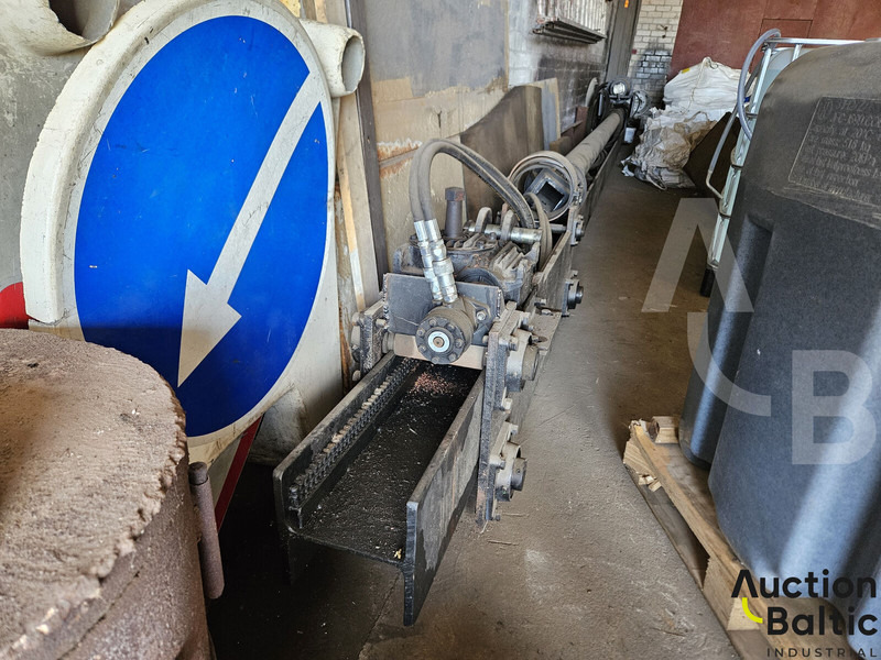 Horizontal-vertical drilling device - Drilling rig: picture 4 Horizontal-vertical drilling device - Drilling rig: picture 4
