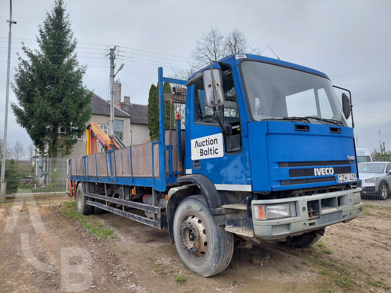 Iveco 180E18 - Dropside/ Flatbed truck, Crane truck: picture 1 Iveco 180E18 - Dropside/ Flatbed truck, Crane truck: picture 1