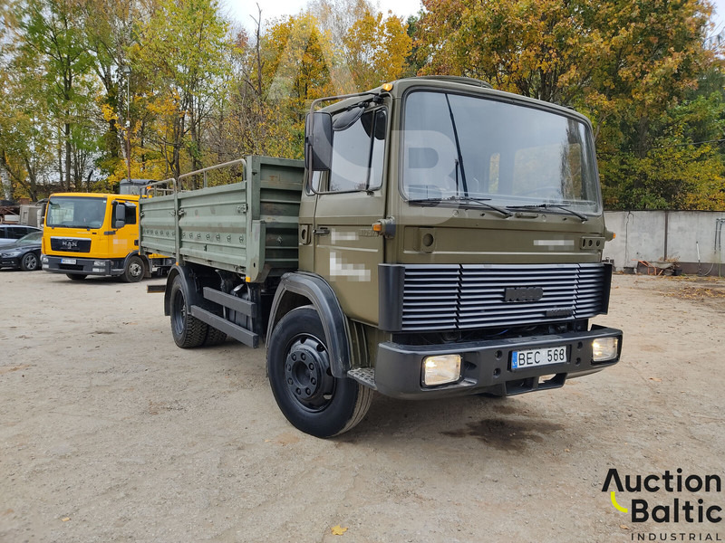 Iveco Magirus 110-17 - Dropside/ Flatbed truck: picture 1 Iveco Magirus 110-17 - Dropside/ Flatbed truck: picture 1