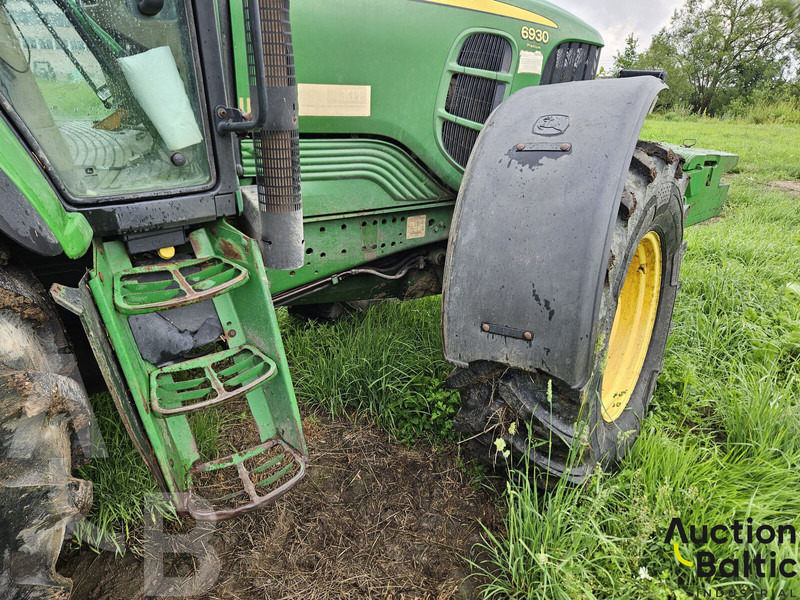 Farm tractor John Deere 6930 Premium: picture 18