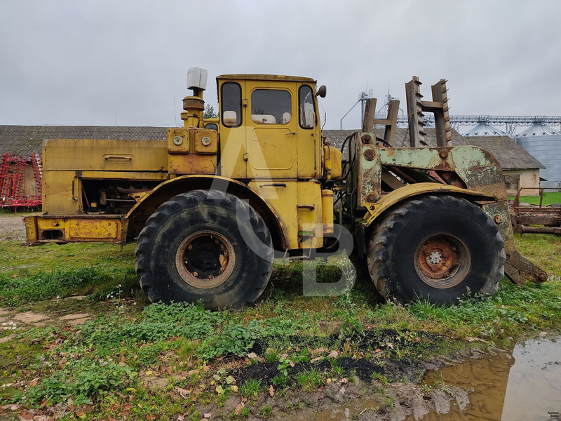 KIROVETS K 701 - Farm tractor: picture 5 KIROVETS K 701 - Farm tractor: picture 5