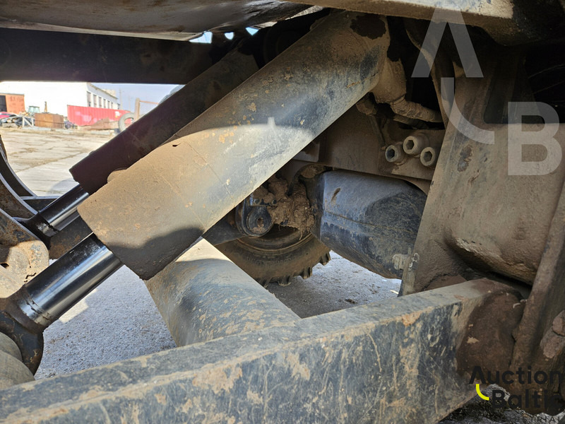 Wheel excavator Komatsu PW130ES-6K: picture 12