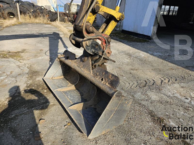 Wheel excavator Komatsu PW130ES-6K: picture 17