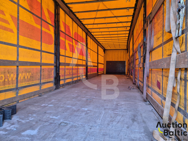 Krone SD - Curtainsider semi-trailer: picture 5 Krone SD - Curtainsider semi-trailer: picture 5