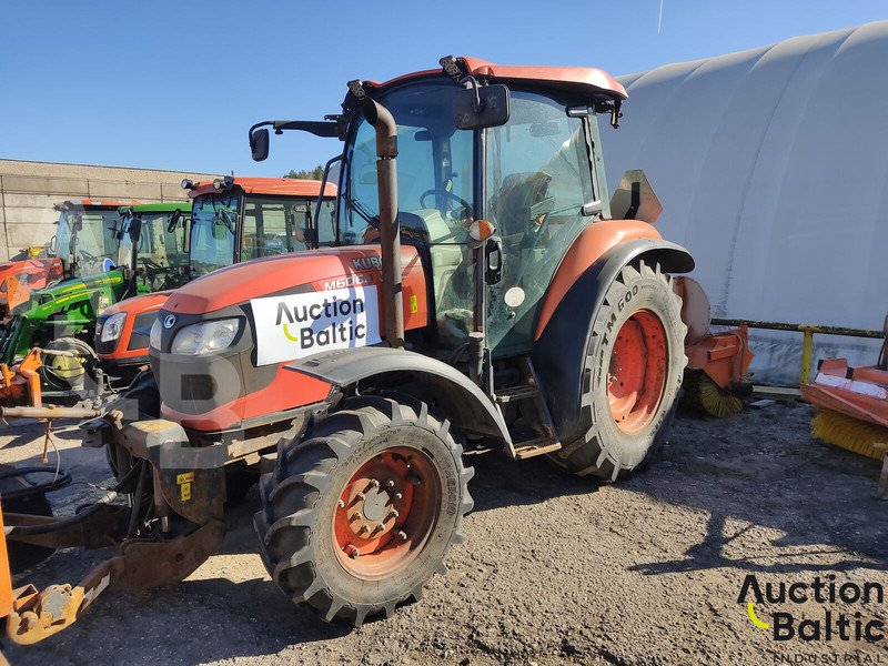 Kubota M 6060-C - Farm tractor: picture 2 Kubota M 6060-C - Farm tractor: picture 2