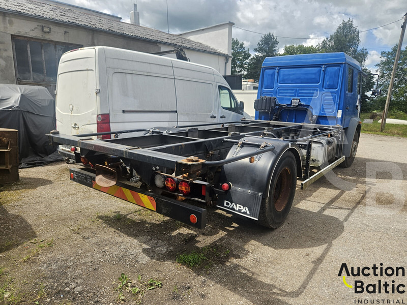 MAN 18.225 - Cab chassis truck: picture 3 MAN 18.225 - Cab chassis truck: picture 3