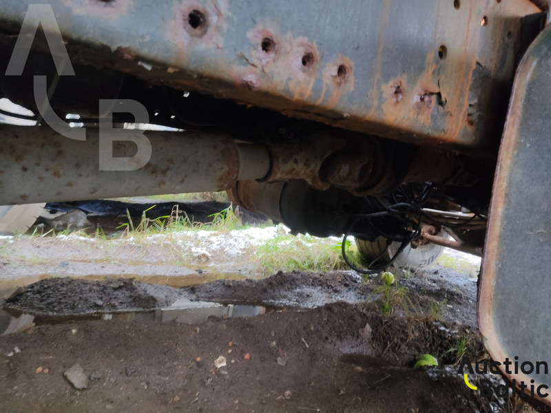 Skip loader truck MAN 18.272: picture 14
