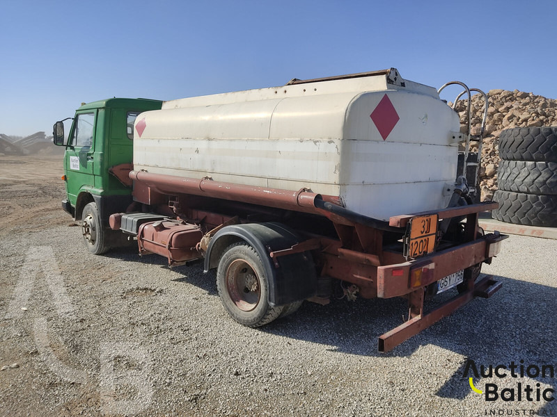 MAN 8.136 - Tanker truck: picture 3 MAN 8.136 - Tanker truck: picture 3