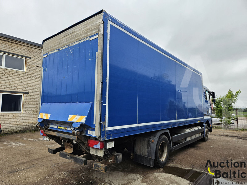 MAN TGA18.360 - Box truck: picture 3 MAN TGA18.360 - Box truck: picture 3
