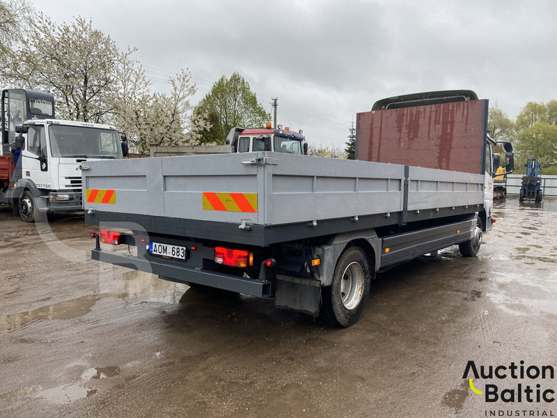 Mercedes-Benz 815 - Dropside/ Flatbed truck: picture 4 Mercedes-Benz 815 - Dropside/ Flatbed truck: picture 4