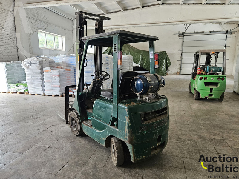 Mitsubishi 2T 151 P2 - LPG forklift: picture 4 Mitsubishi 2T 151 P2 - LPG forklift: picture 4