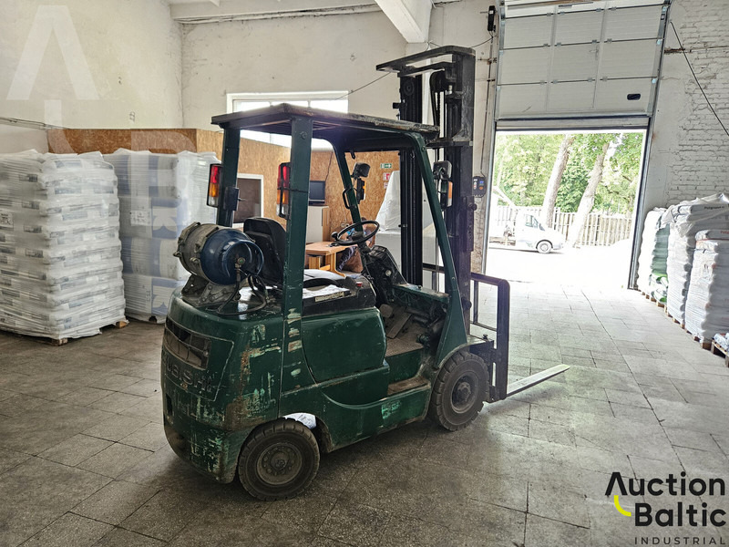 Mitsubishi 2T 151 P2 - LPG forklift: picture 3 Mitsubishi 2T 151 P2 - LPG forklift: picture 3
