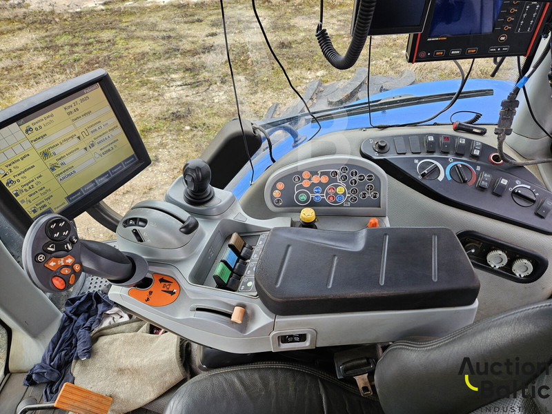 New Holland T 8.410 - Farm tractor: picture 5 New Holland T 8.410 - Farm tractor: picture 5