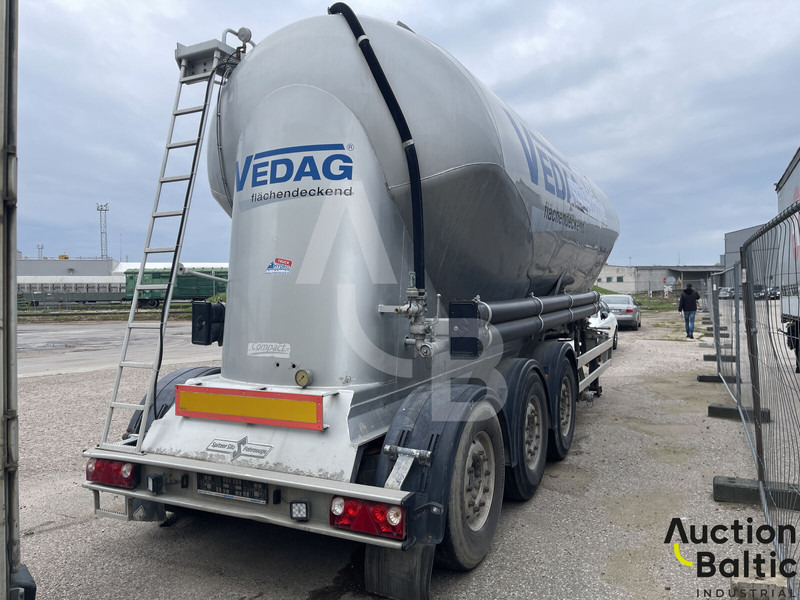 SPITZER Silo SF 2737/2P - Curtainsider semi-trailer: picture 3 SPITZER Silo SF 2737/2P - Curtainsider semi-trailer: picture 3
