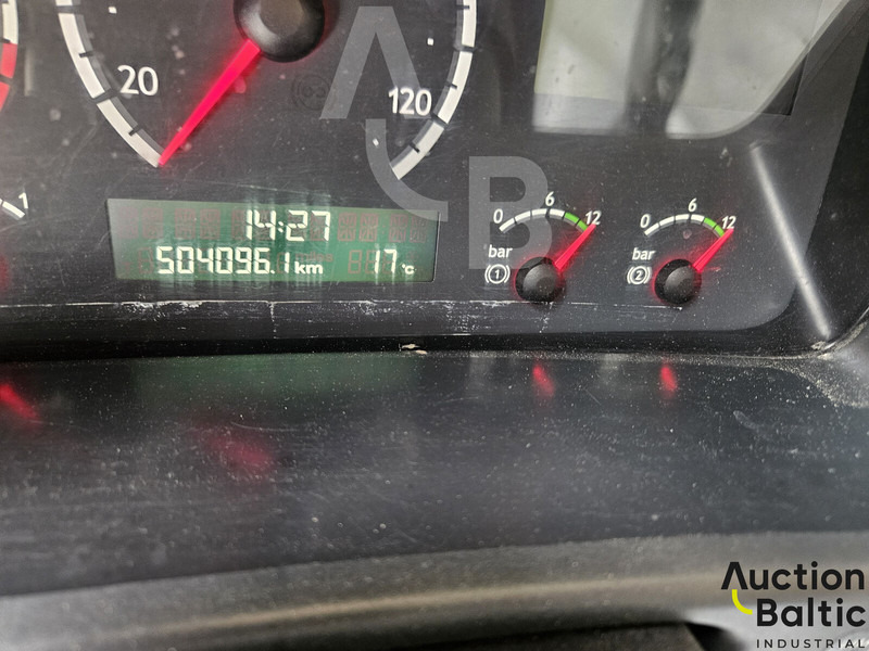 Tow truck Scania P 380: picture 7