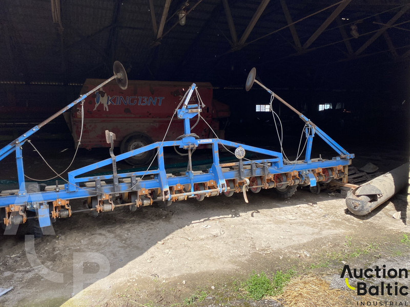 Schmotzer UD2012 - Precision seed drill: picture 1 Schmotzer UD2012 - Precision seed drill: picture 1