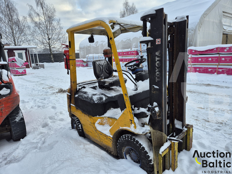 Toyota 02-7 FD 15 - Diesel forklift: picture 3 Toyota 02-7 FD 15 - Diesel forklift: picture 3