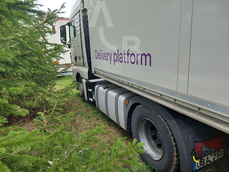 MAN TGX18.460 - Tractor unit: picture 4 MAN TGX18.460 - Tractor unit: picture 4