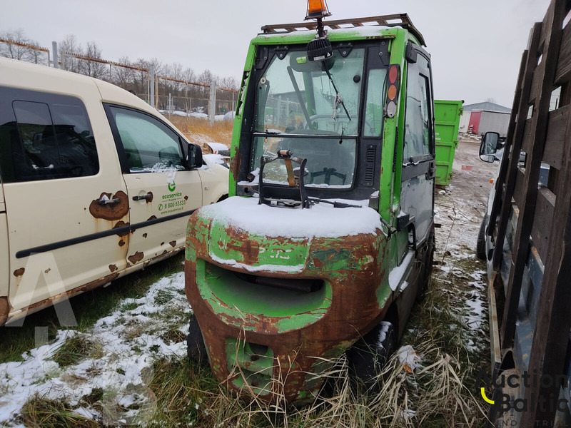 UniCarriers 30 - Diesel forklift: picture 5 UniCarriers 30 - Diesel forklift: picture 5