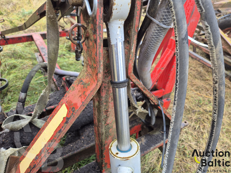 Vaderstad Cultivator - Cultivator: picture 5 Vaderstad Cultivator - Cultivator: picture 5