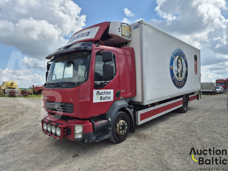 Volvo FL240 - Refrigerator truck: picture 2 Volvo FL240 - Refrigerator truck: picture 2
