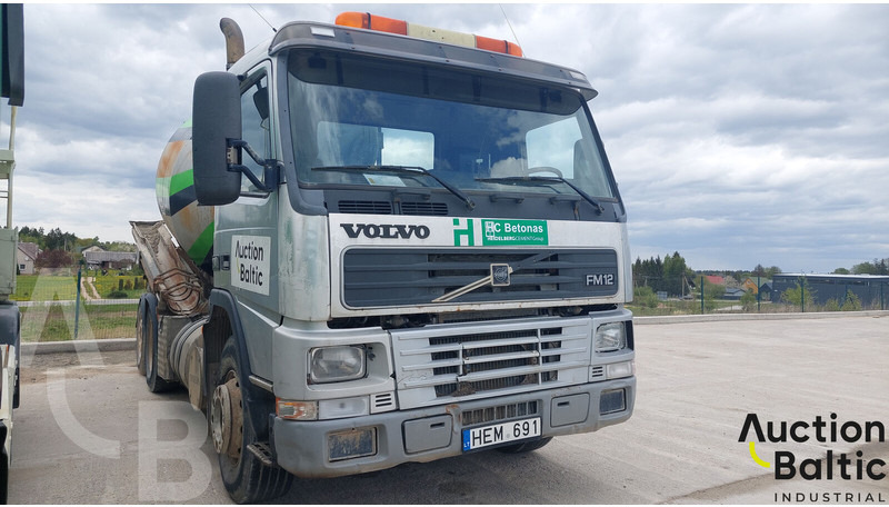 Volvo FM12 - Concrete mixer truck: picture 2 Volvo FM12 - Concrete mixer truck: picture 2