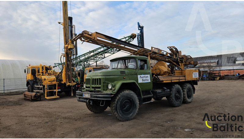 ЗИЛ 131 - Drilling rig: picture 1 ЗИЛ 131 - Drilling rig: picture 1