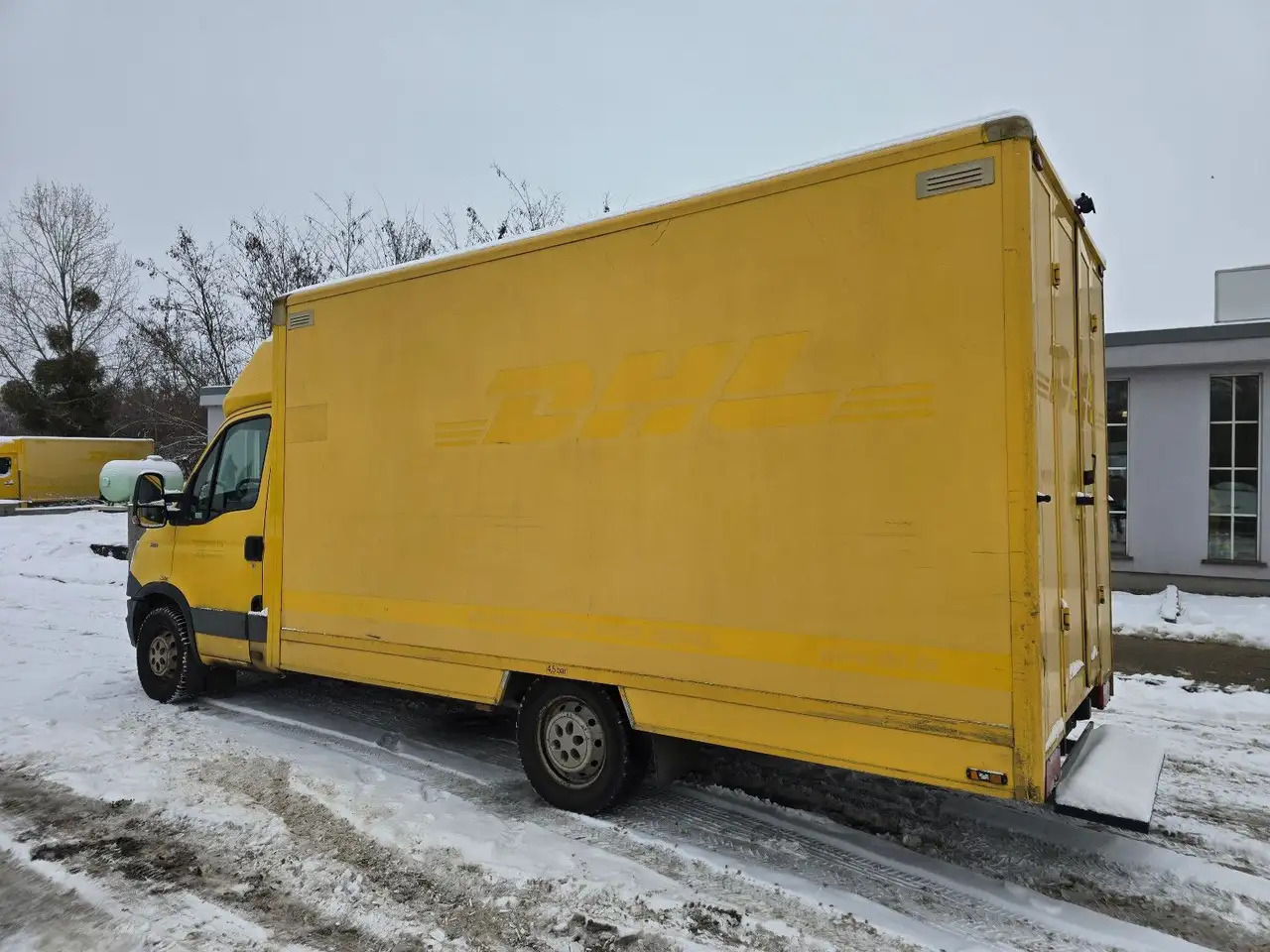 Iveco Daily/ Regalsystem/Luftfeder/1. Hand - Closed box van: picture 3 Iveco Daily/ Regalsystem/Luftfeder/1. Hand - Closed box van: picture 3