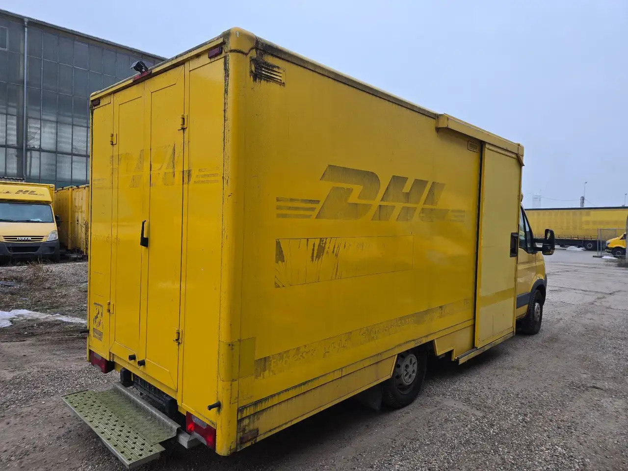 Iveco Daily/ Regalsystem/Luftfeder/1. Hand - Closed box van: picture 4 Iveco Daily/ Regalsystem/Luftfeder/1. Hand - Closed box van: picture 4