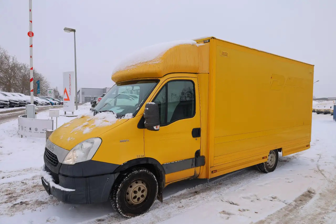 Iveco Daily/ Regalsystem/Luftfeder/1. Hand - Closed box van: picture 1 Iveco Daily/ Regalsystem/Luftfeder/1. Hand - Closed box van: picture 1
