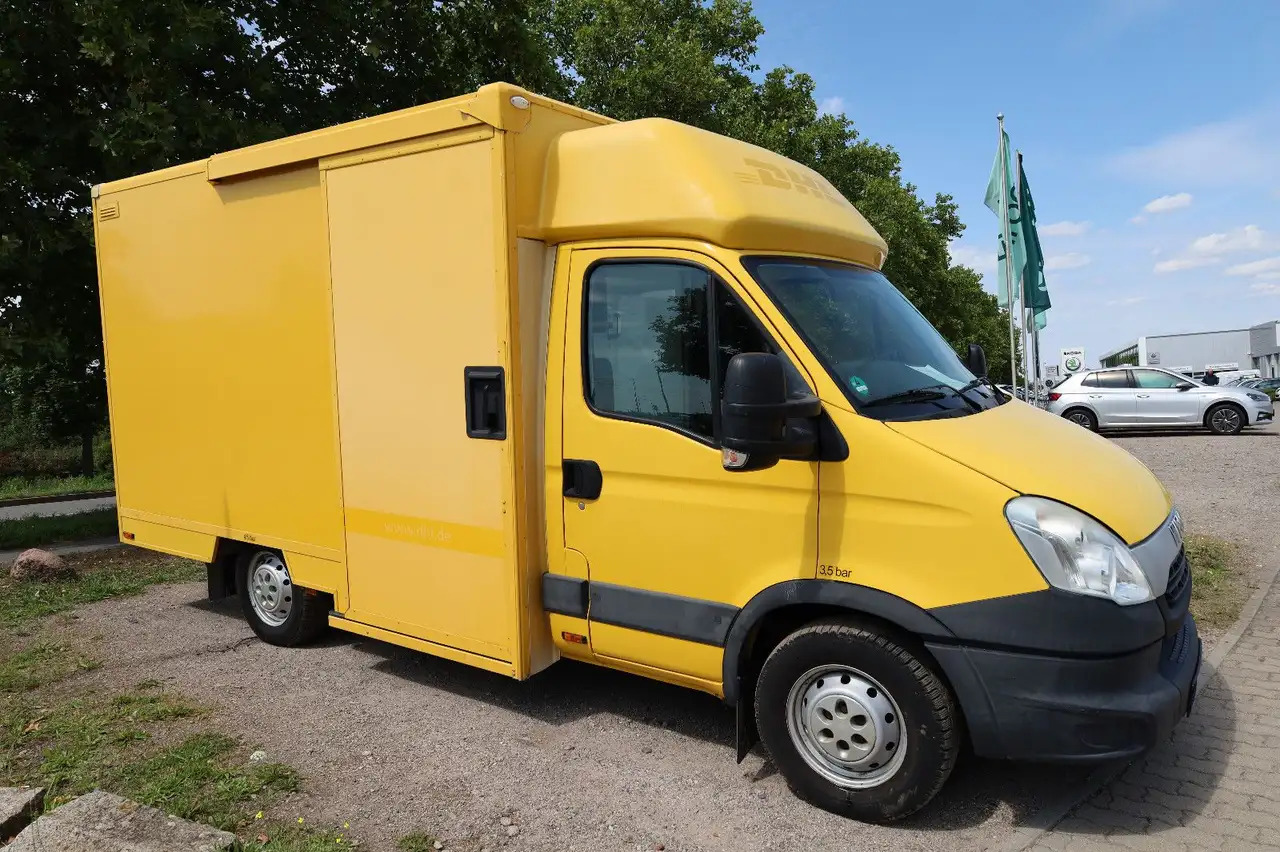 Iveco Daily/ Regalsystem/Luftfeder/KURZ/1. Hand - Closed box van: picture 1 Iveco Daily/ Regalsystem/Luftfeder/KURZ/1. Hand - Closed box van: picture 1