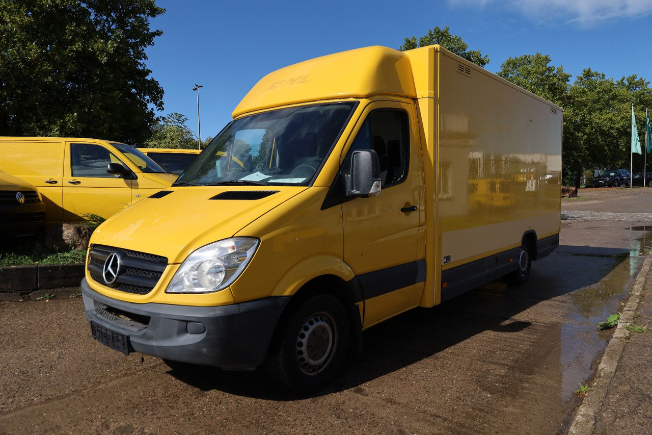 Mercedes-Benz Sprinter II Pritsche/ Koffer/Regalsystem - Closed box van: picture 2 Mercedes-Benz Sprinter II Pritsche/ Koffer/Regalsystem - Closed box van: picture 2