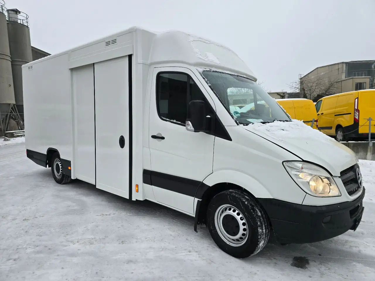 Mercedes-Benz Sprinter/Koffer/Regalsystem/ EU5/ 1. Hand - Closed box van: picture 2 Mercedes-Benz Sprinter/Koffer/Regalsystem/ EU5/ 1. Hand - Closed box van: picture 2