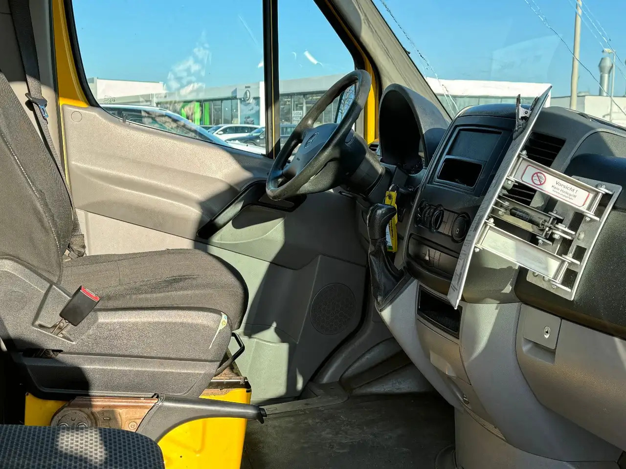 Closed box van Mercedes-Benz Sprinter/Koffer/Regalsystem/ EU5/ 1. Hand: picture 12 Closed box van Mercedes-Benz Sprinter/Koffer/Regalsystem/ EU5/ 1. Hand: picture 12