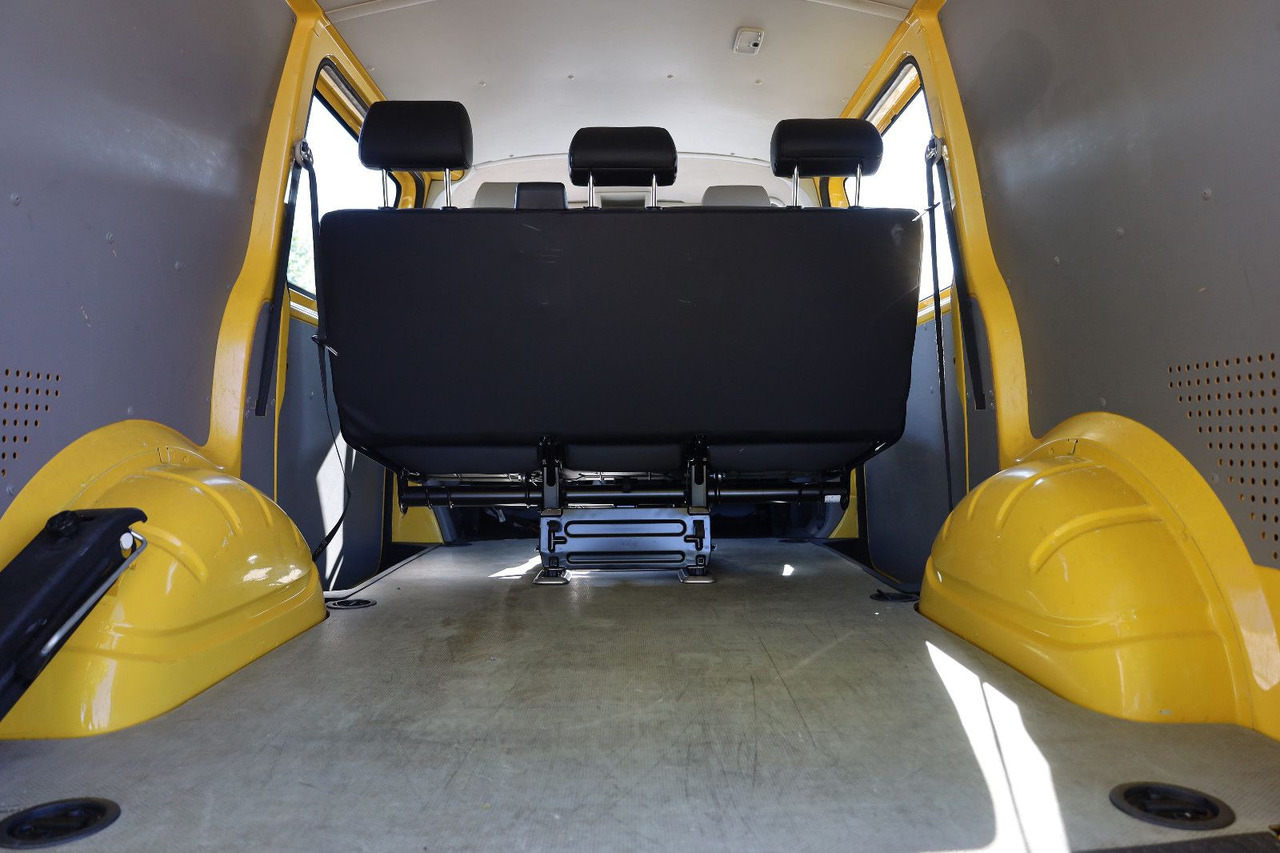 Passenger van Volkswagen T5 Transporter Kasten-Kombi 2.0 TDI/EU5/5-Sitze: picture 8