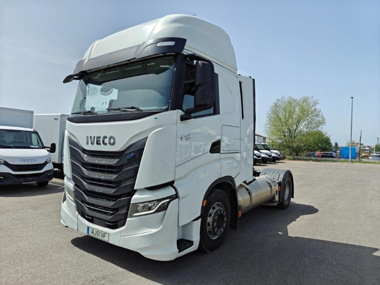 IVECO Stralis AS440S46T/P2LNG Euro6 Intarder Klima leasing IVECO Stralis AS440S46T/P2LNG Euro6 Intarder Klima: picture 18