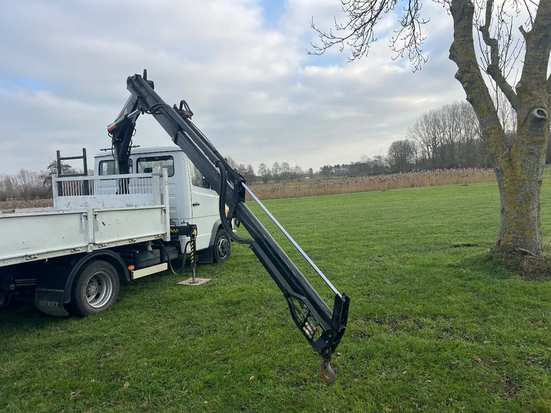 Mercedes-Benz Vario 615 VARIO 614 *3xtipper+HIAB CRANE*119000km - Tipper, Crane truck: picture 2 Mercedes-Benz Vario 615 VARIO 614 *3xtipper+HIAB CRANE*119000km - Tipper, Crane truck: picture 2